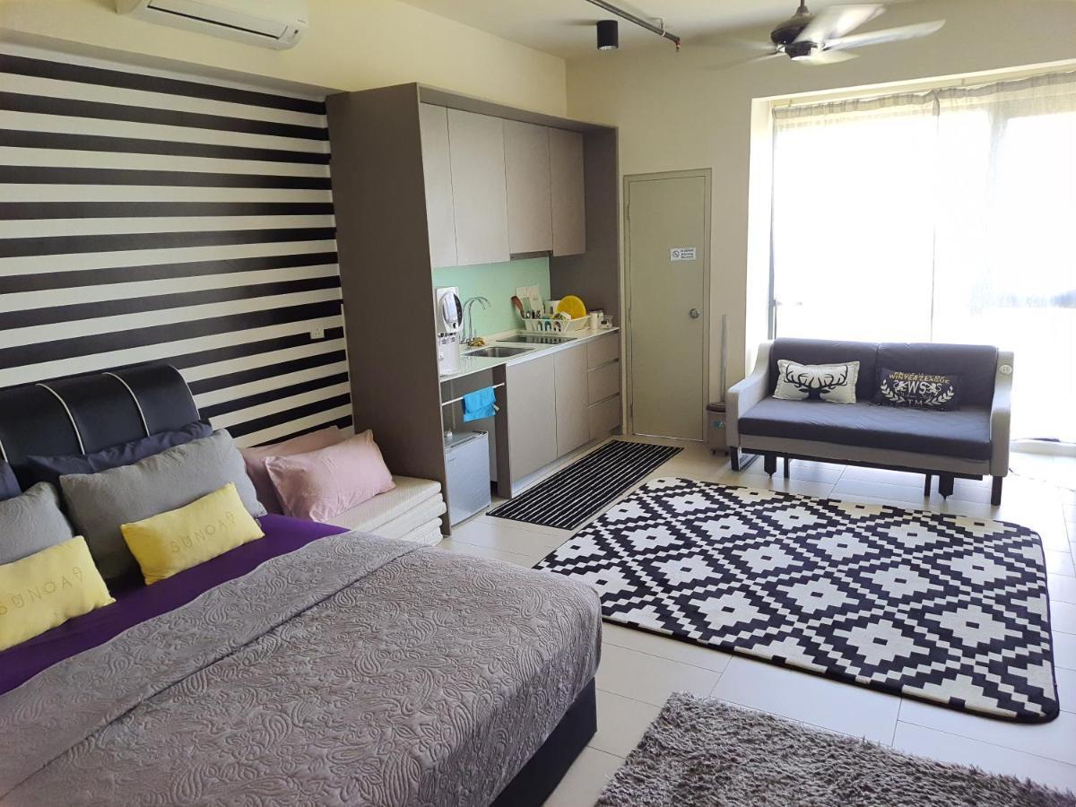 Mufasa Suites At Tamarind Suites With Wifi Netflix Coway Level 8 Cyberjaya Exteriör bild