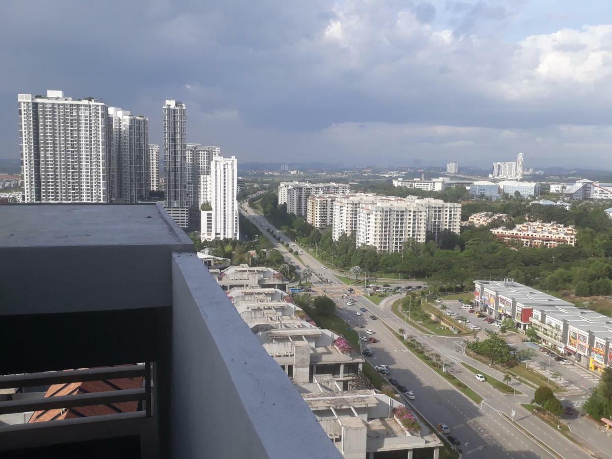 Mufasa Suites At Tamarind Suites With Wifi Netflix Coway Level 8 Cyberjaya Exteriör bild