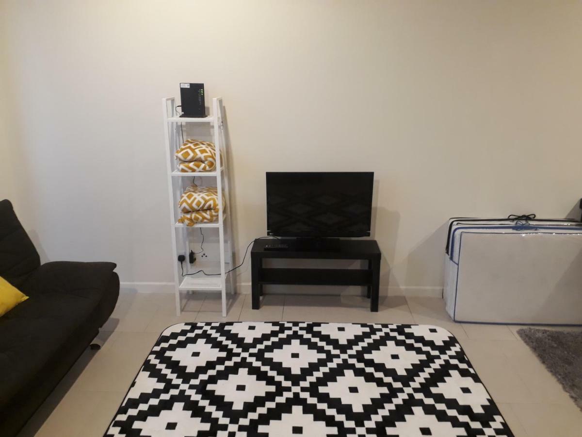 Mufasa Suites At Tamarind Suites With Wifi Netflix Coway Level 8 Cyberjaya Exteriör bild
